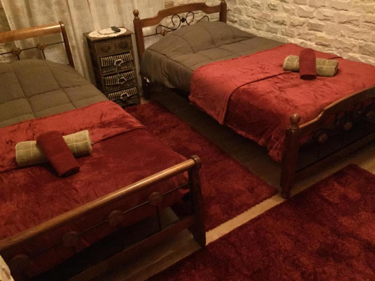 The Love Holiday House Tris Elies Exteriör bild