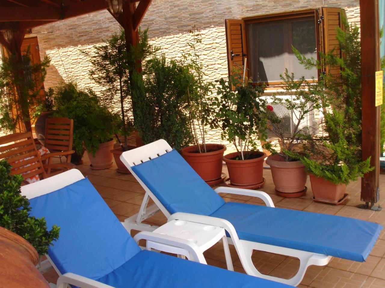 The Love Holiday House Tris Elies Exteriör bild